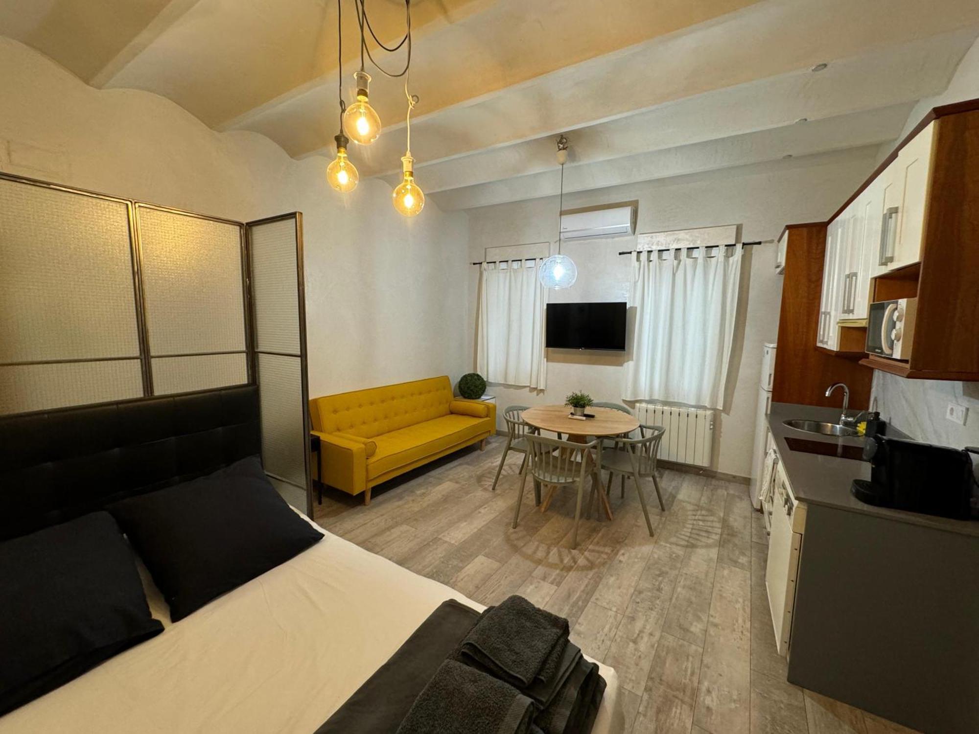 Ama Madrid Santa Ana Apartment Exterior photo